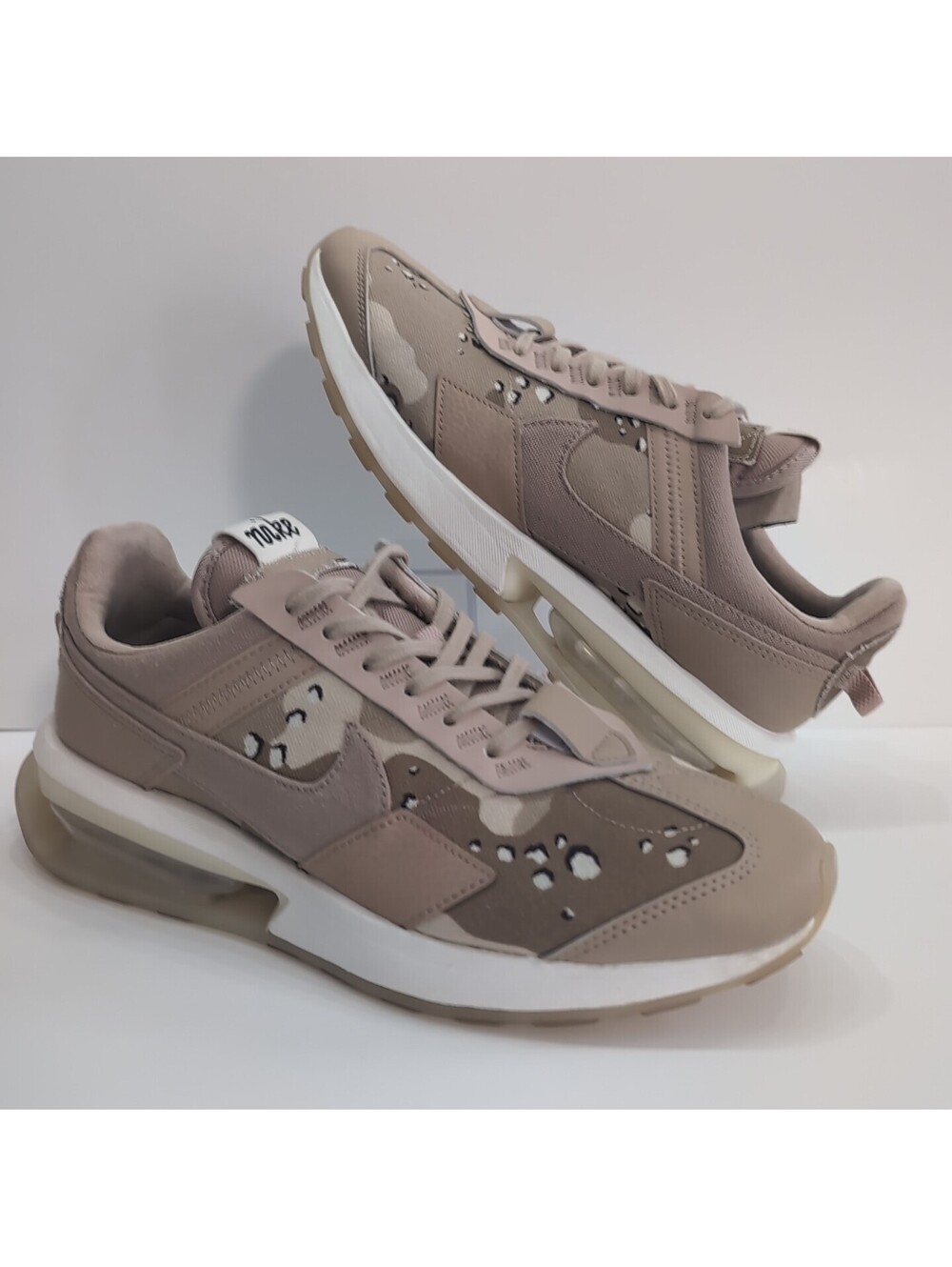 Nike Air Max Pre-Day SE DX2312-200 Women Sz 9 Desert Camo Choc Chip Running Shoe